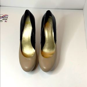 Women platform shoes